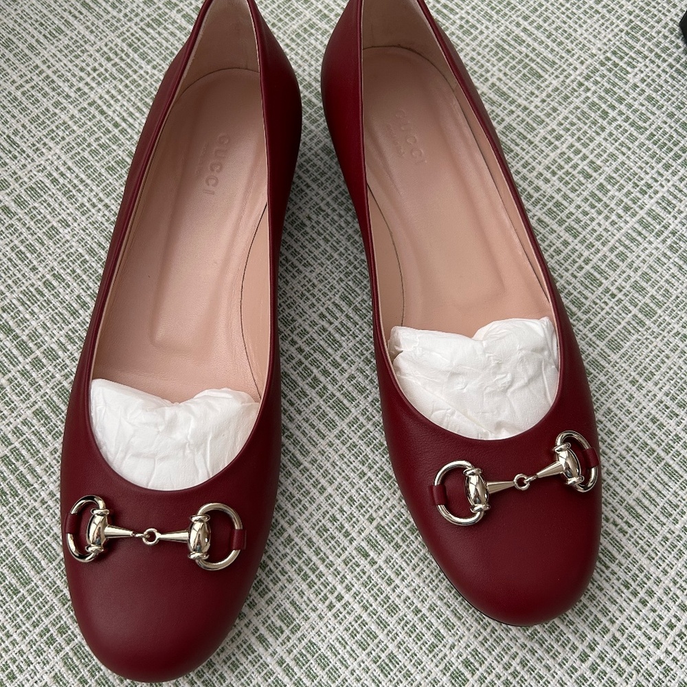 Gucci Horsebit Flats Women’s size 39